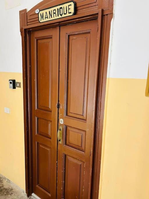 Monolocale Centrale Vista Mare - Fara'S Home Μπάρι Εξωτερικό φωτογραφία